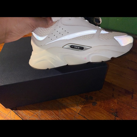 Dior B22 Sneakers - Picture 1 of 8